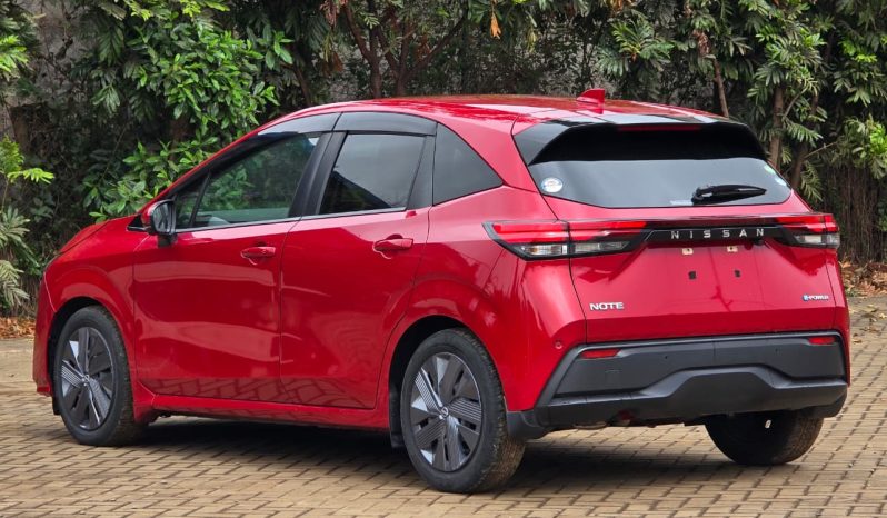 
								Nissan Note E-power full									