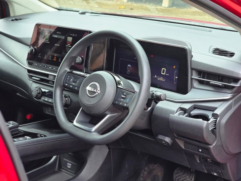 
								Nissan Note E-power full									