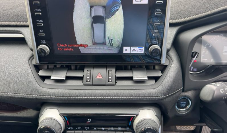 
								Toyota Rav4 full									