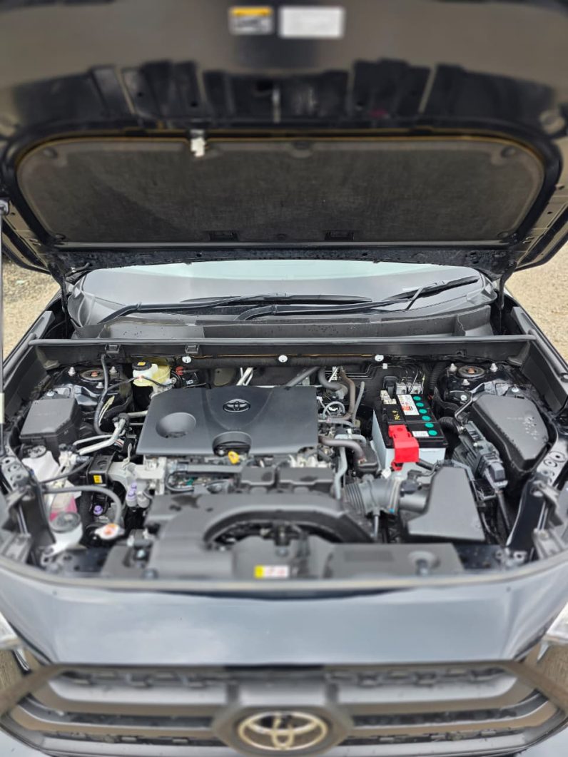 
								Toyota Rav4 full									