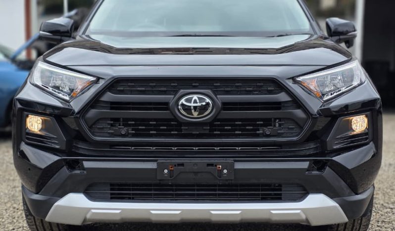 
								Toyota Rav4 full									