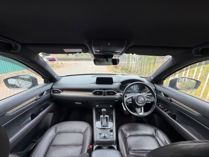 
								Mazda CX5 full									