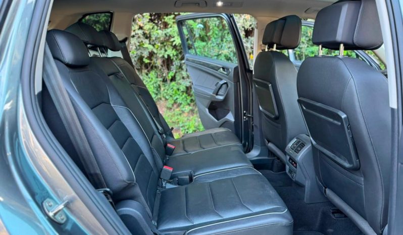 
								Volkswagen Tiquan full									