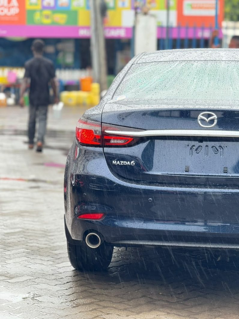 
								Mazda 6 full									
