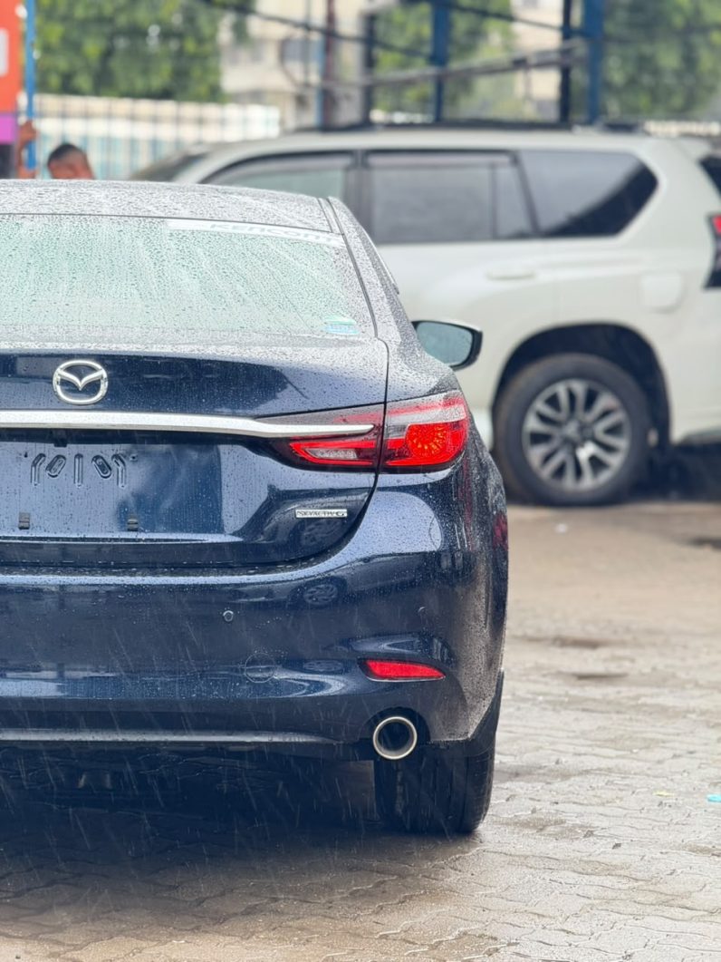 
								Mazda 6 full									