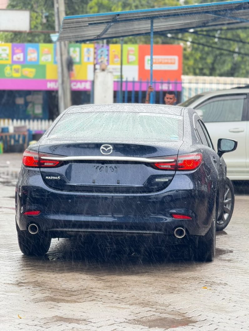 
								Mazda 6 full									