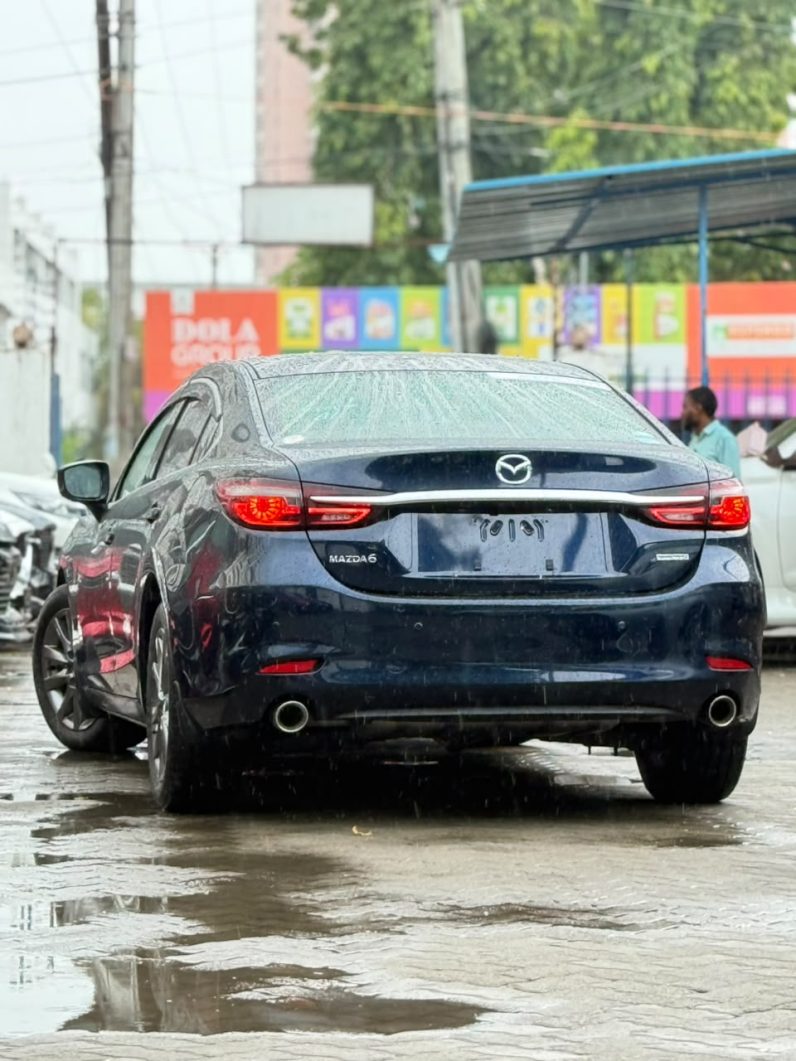 
								Mazda 6 full									