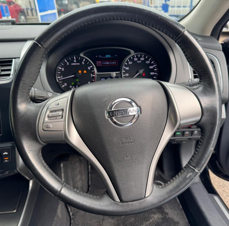 
								Nissan Teana full									