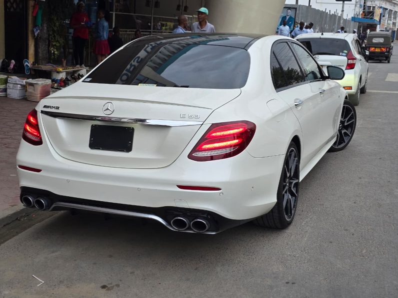 
								mercedes Benz AMG E53 full									