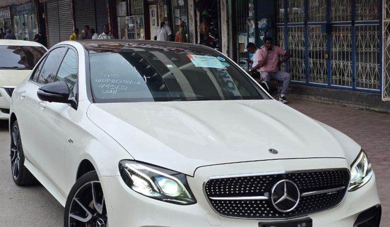 
								mercedes Benz AMG E53 full									