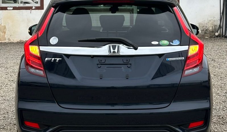 
								Honda Fit full									