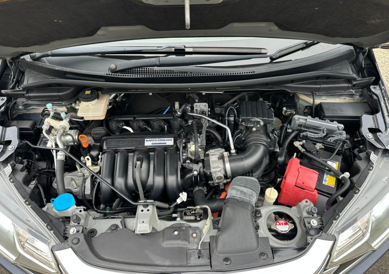 
								Honda Fit full									