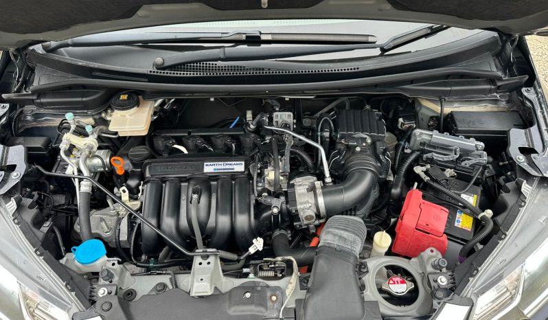 
								Honda Fit full									