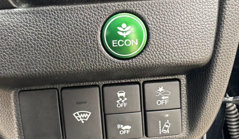 
								Honda Fit full									