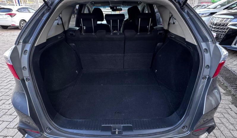 
								Honda Fit Shuttle full									