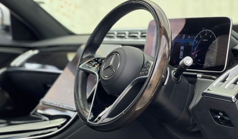 
								Mercedes Benz S500 full									