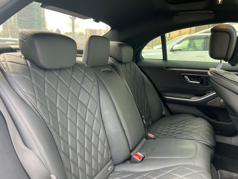 
								Mercedes Benz S500 full									