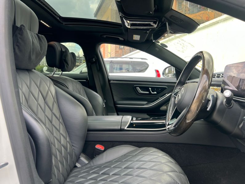 
								Mercedes Benz S500 full									