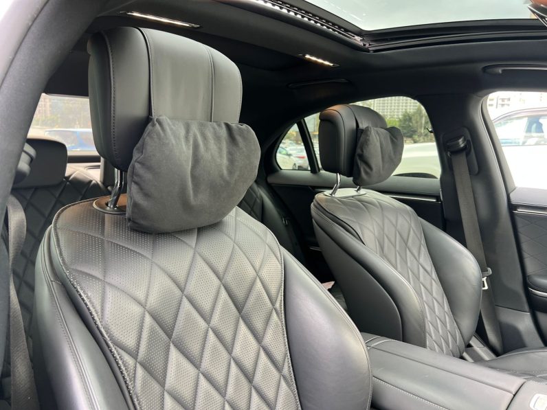 
								Mercedes Benz S500 full									