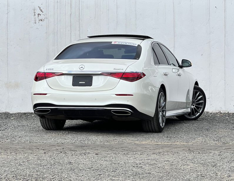 
								Mercedes Benz S500 full									