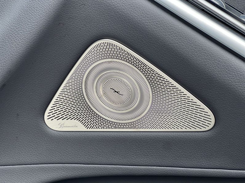 
								Mercedes Benz S500 full									