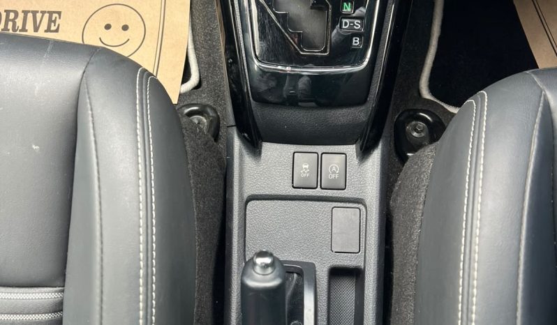 
								Toyota Fielder WXB full									