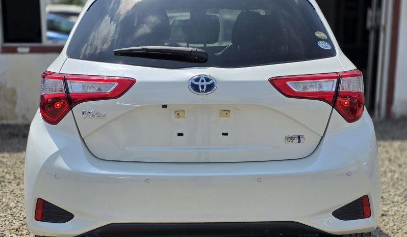 
								Toyota Vitz full									
