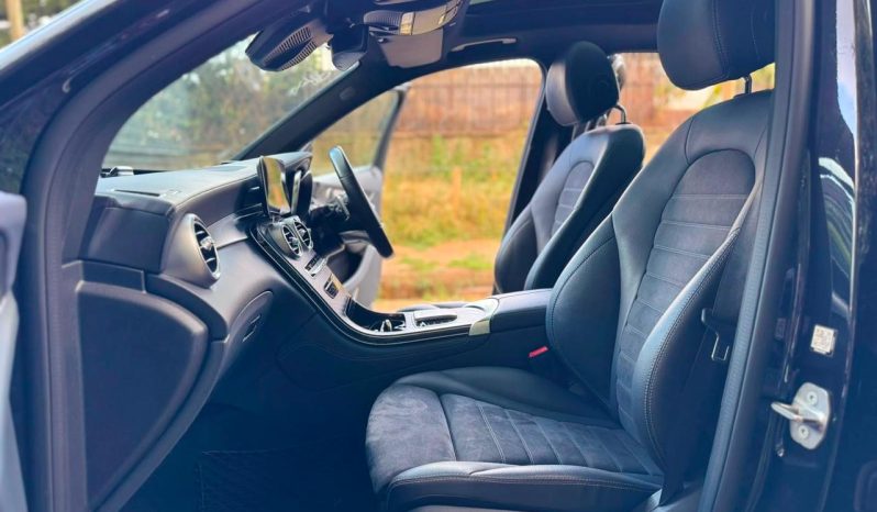 
								Mercedes Benz GLC220d full									