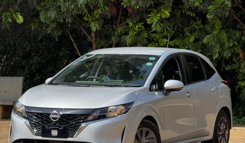 
								Nissan Note E-power(E13) full									