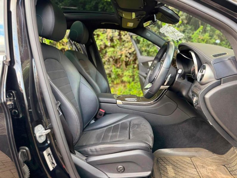 
								Mercedes Benz GLC220d full									