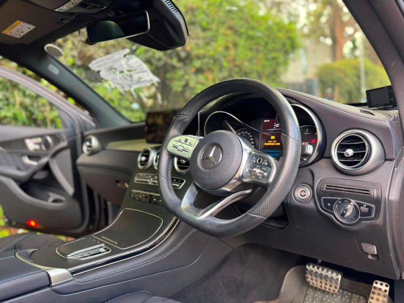 
								Mercedes Benz GLC220d full									