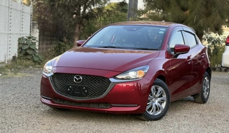 
								Mazda 2 full									