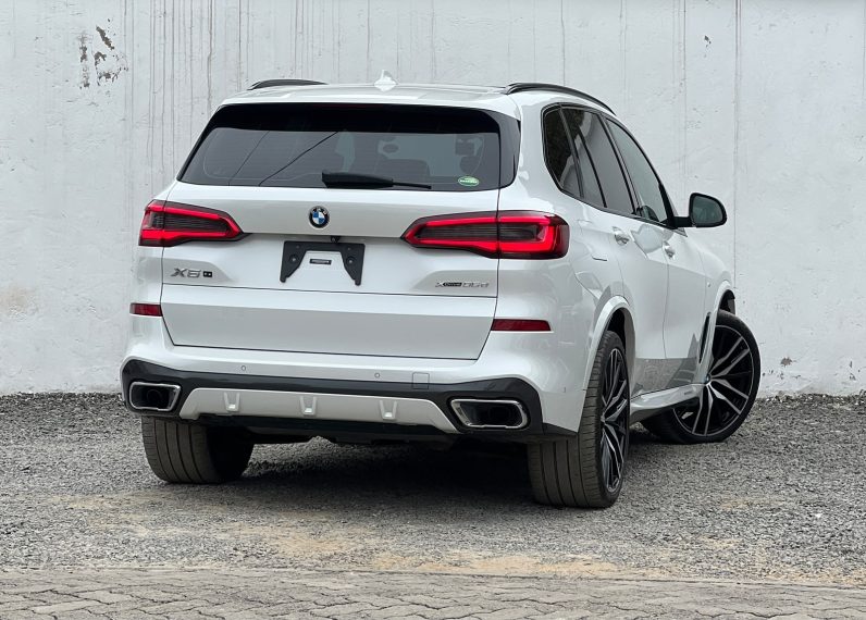 
								BMW X5 full									