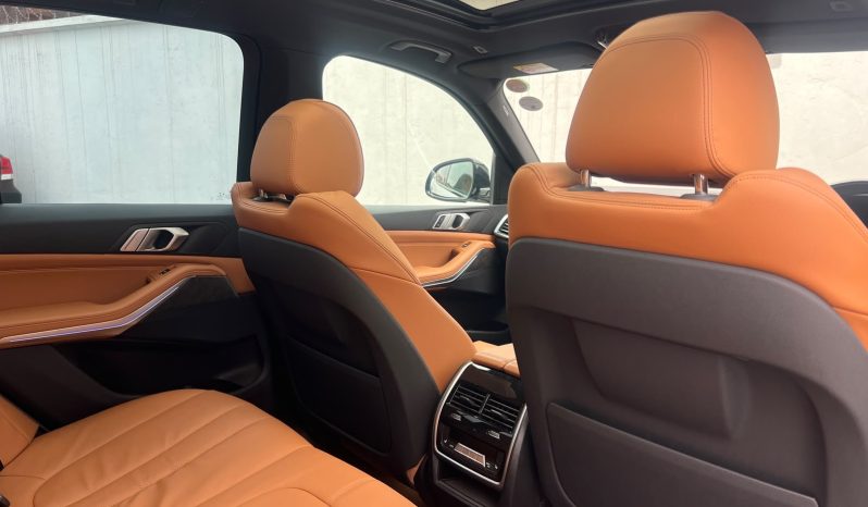 
								BMW X5 full									