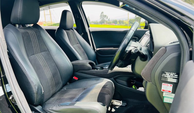 
								Honda Vezel RS full									