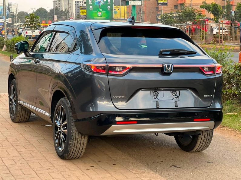 
								Honda Vezel full									
