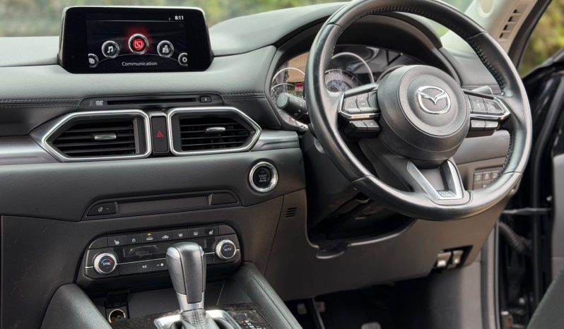 
								Mazda CX-5 full									
