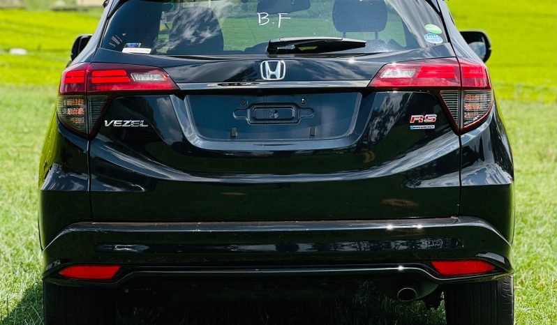 
								Honda Vezel RS full									