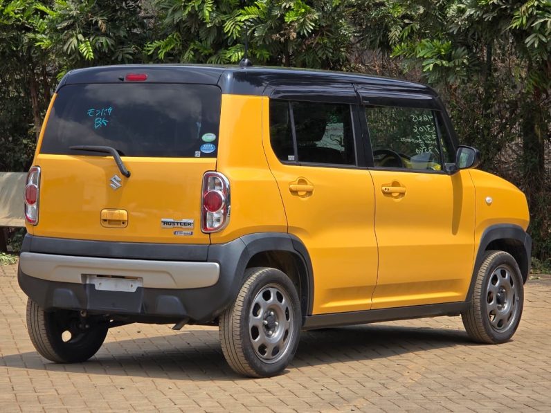 
								Suzuki Hustler full									