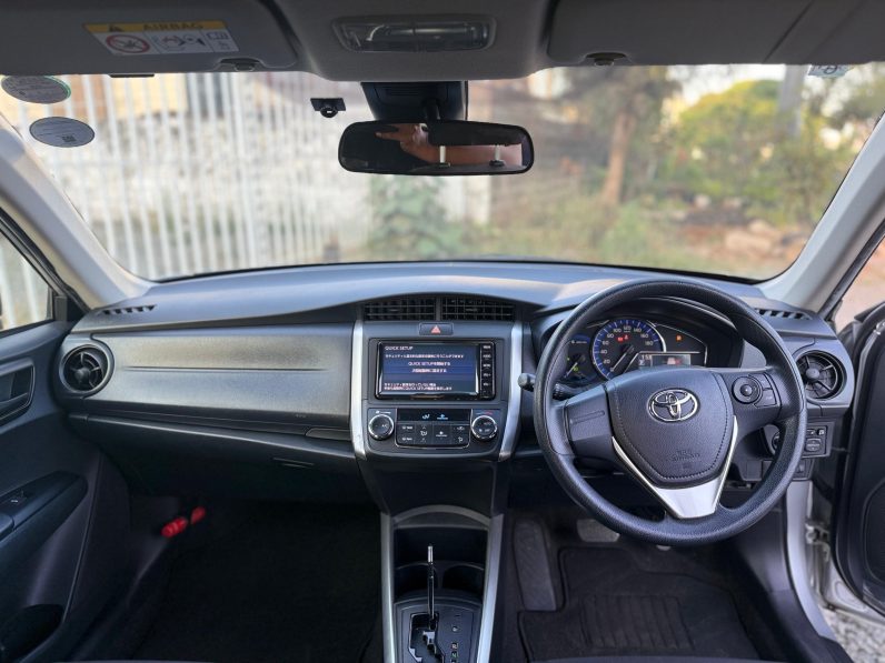 
								Toyota Fielder full									