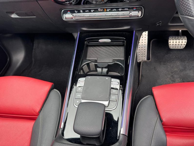 
								Mercedes Benz B180 full									