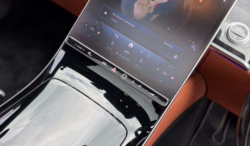 
								Mercedes Benz S500 full									