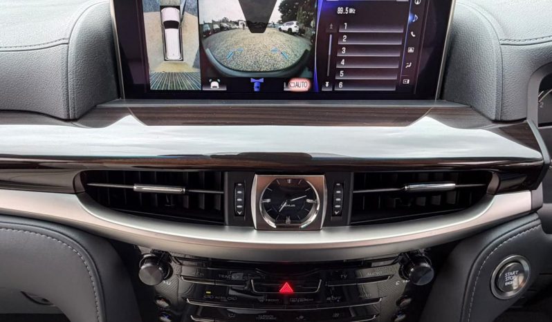 
								Lexus LX-570 full									