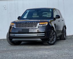 Range Rover Vogue D300 SWB