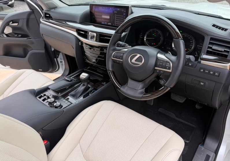 
								Lexus LX-570 full									