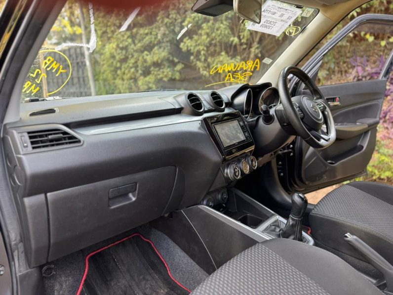 
								Suzuki Swift RS full									