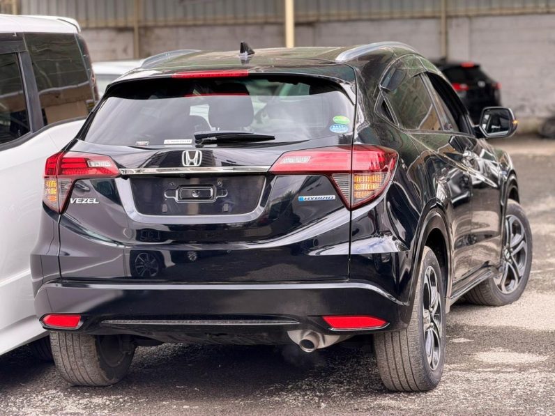
								Honda Vezel full									
