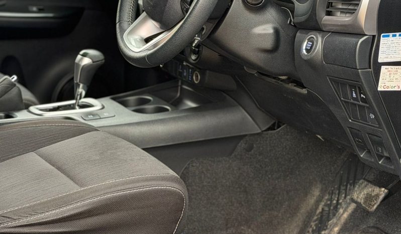 
								Toyota Hilux full									