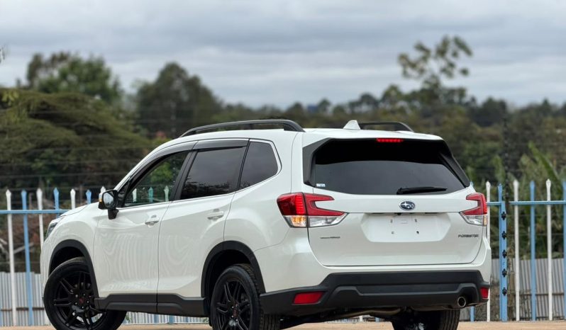 
								Subaru Forester SK9 full									