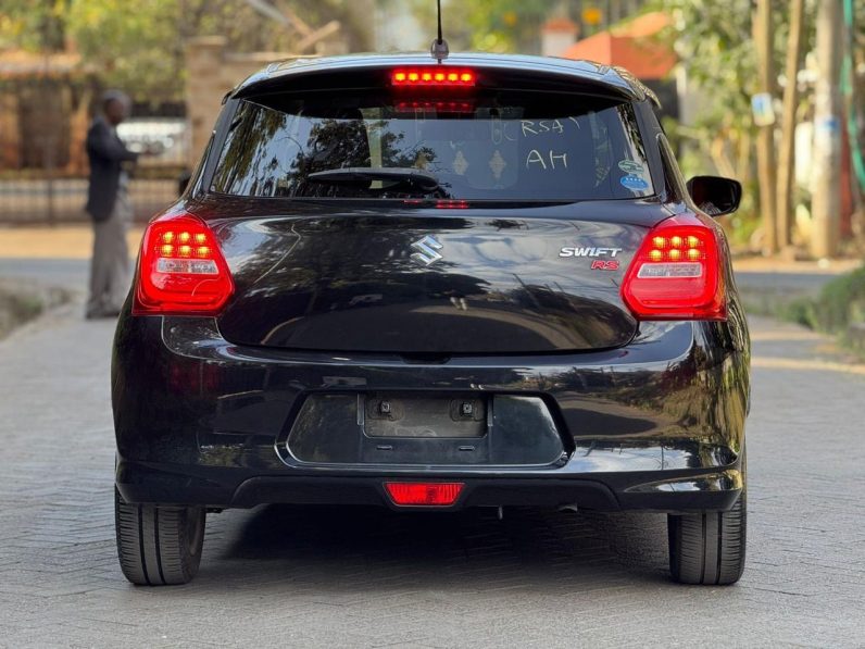 
								Suzuki Swift RS full									